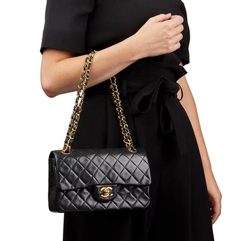 chanel mini classic flap